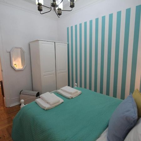 Nautic M1 R2 - Classy & Cozy Double Room With Shared Bathroom In Marques Pombal Lisboa Ngoại thất bức ảnh