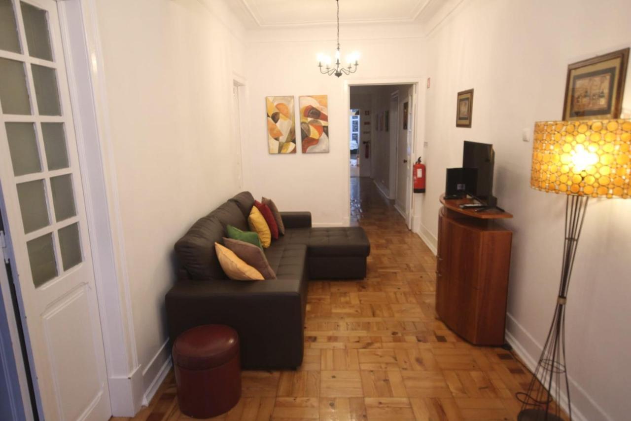 Nautic M1 R2 - Classy & Cozy Double Room With Shared Bathroom In Marques Pombal Lisboa Ngoại thất bức ảnh