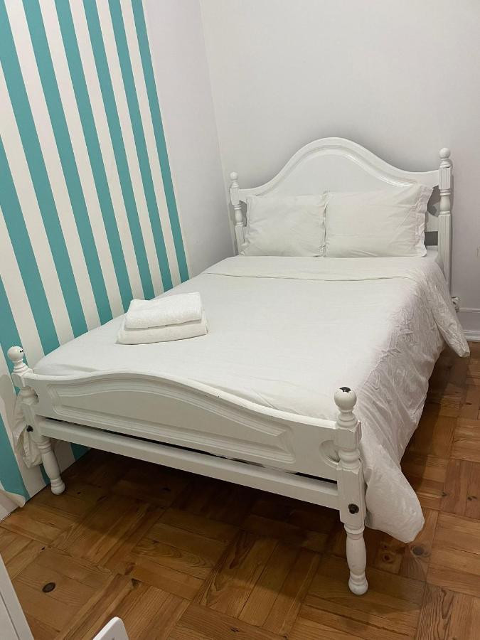 Nautic M1 R2 - Classy & Cozy Double Room With Shared Bathroom In Marques Pombal Lisboa Ngoại thất bức ảnh